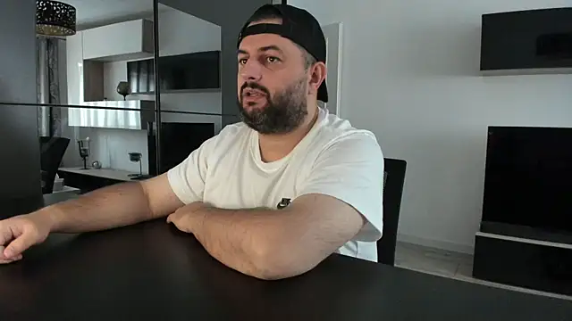Chatroom XXX en direct de DravenPeak