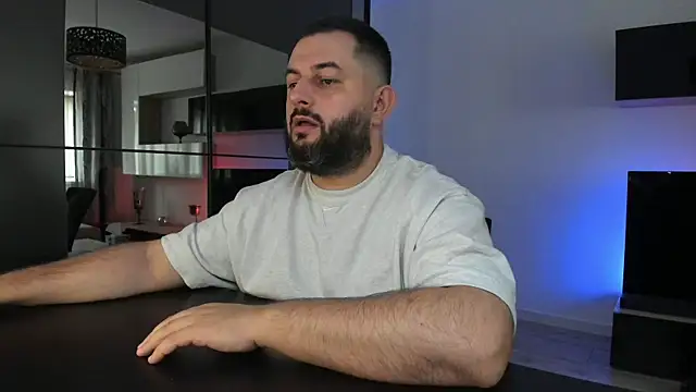 Živý XXX chat DravenPeak