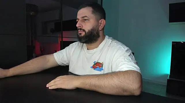 Chat +18 de DravenPeak ao vivo