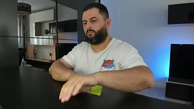 Chat XXX en directo de DravenPeak