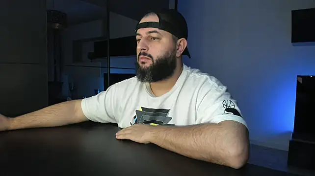 DravenPeak: вебкам-шоу