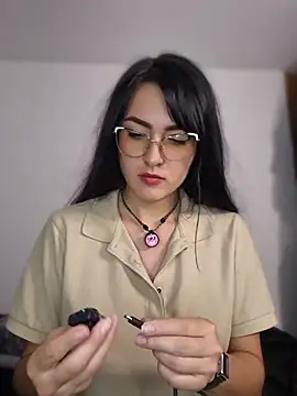 Chat soba uživo modela 77Neferkitty77