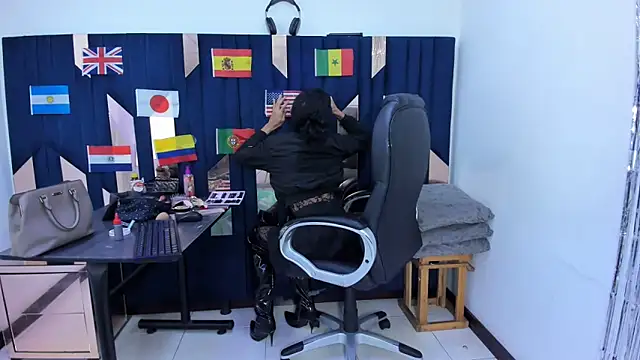 Aisha_hotts777 – Kamerová šou