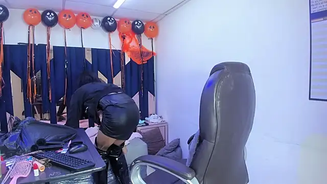 Aisha_hotts777 Webcam show