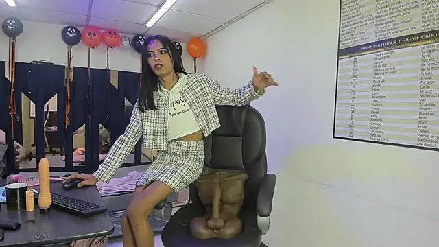 عرض كام Aisha_hotts777