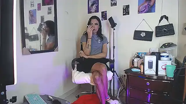 Show Webcam de Aisha_hotts777