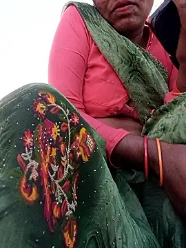 Pinky12A Show in webcam