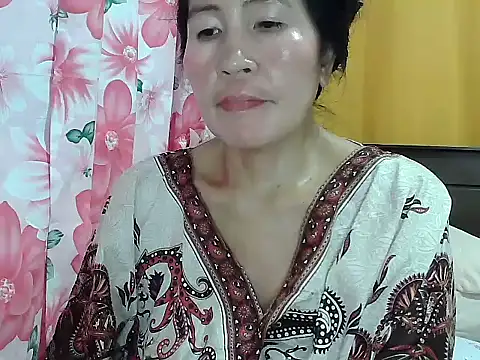 Elara8309 Pertunjukan Webcam