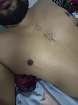 Show modela Roy8783 na web-kameri