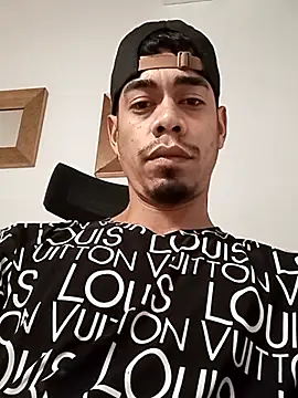 latinbigcrazy Webcamshow