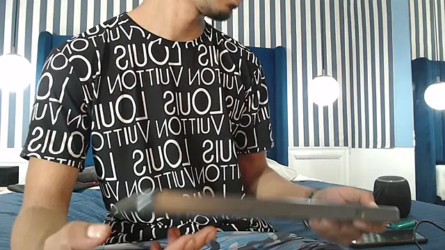 latinbigcrazy Webcam-Show