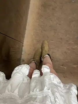 Chat +18 de littleqiu ao vivo
