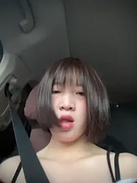 littleqiu 在線直播表演