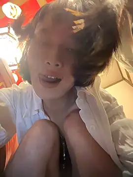 littleqiu Pertunjukan Webcam