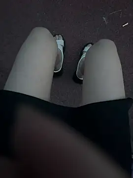 littleqiu 在線直播表演