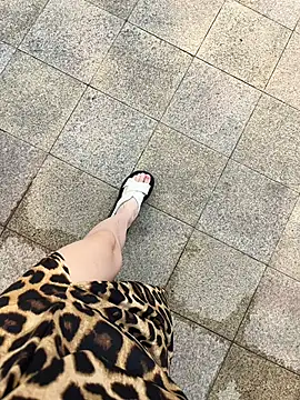 Pokazy przed kamerką – littleqiu