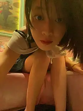 littleqiu Chat XXX live