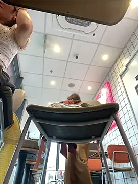 littleqiu Pertunjukan Webcam