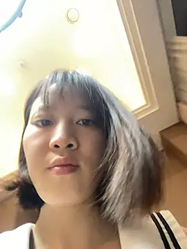 Chat +18 de littleqiu ao vivo