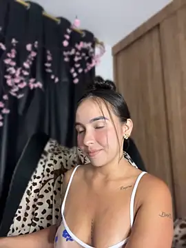 ScarletDarkMuse's Live XXX Chat