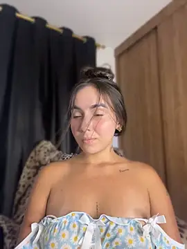 ScarletDarkMuse's Webcam Show