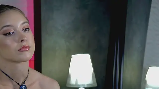 GwenAir's Webcam Show