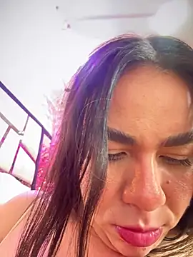 TessaCooper1 – Naživo XXX chat