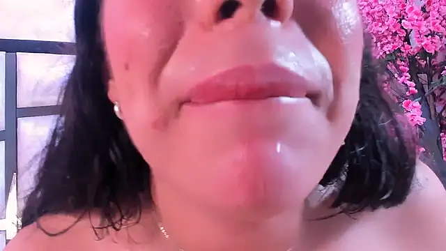 TessaCooper1 Live XXX-chat