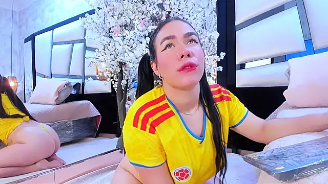 TessaCooper1 Adlı Modelin Canlı XXX Sohbeti