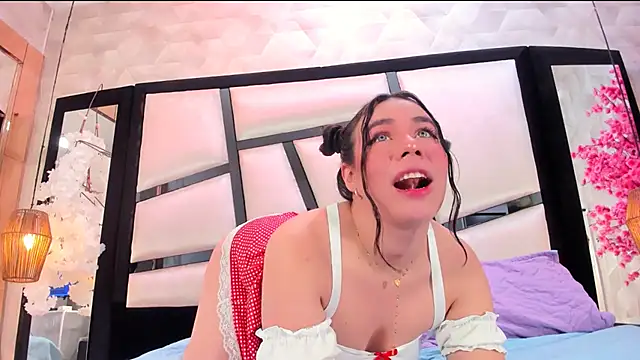 TessaCooper1's Live XXX Chat