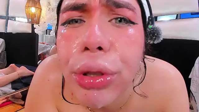 TessaCooper1 Live XXX Chat