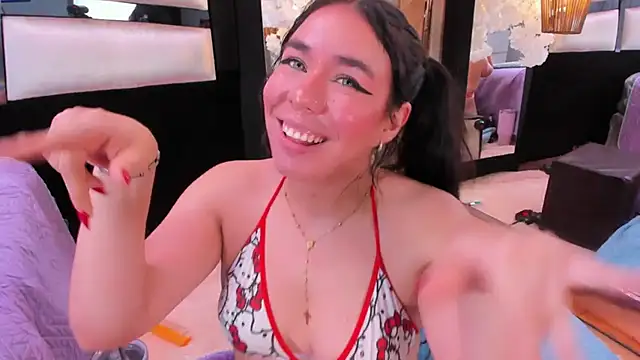 XXX chat uživo modela TessaCooper1