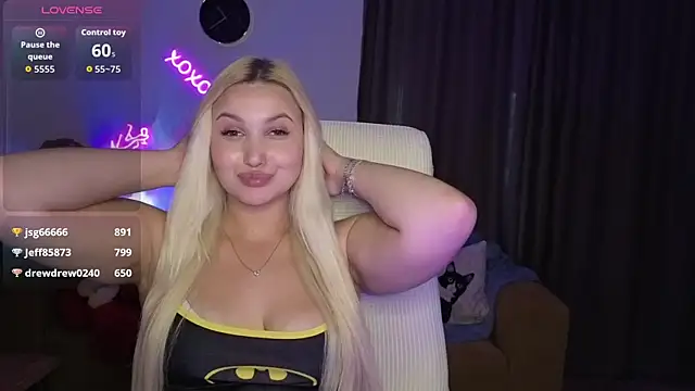 adrelaxina's Live XXX Chat