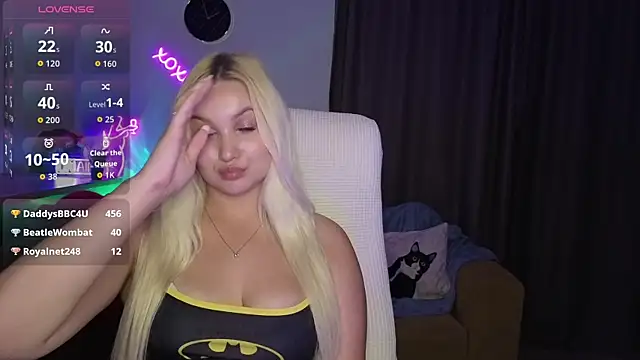 הופעת וובקאם של adrelaxina