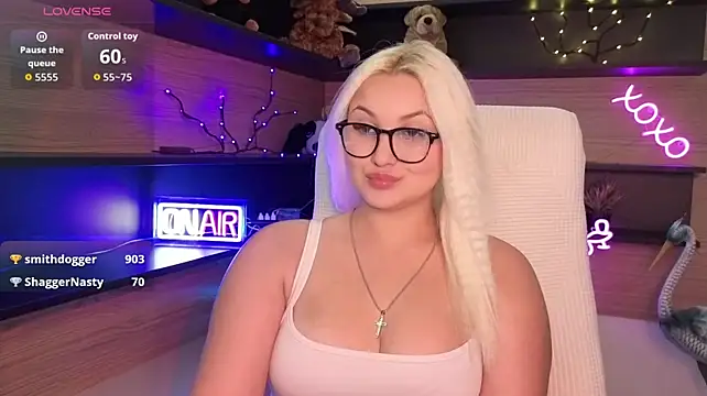 adrelaxina's Webcam Show