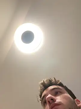 Raveman 网络视讯表演