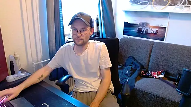 _whoisthatguy_ Webcamshow