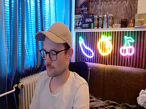 YourNaughtyLukasn Webbikameraesitys