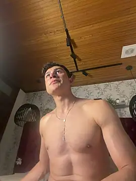 AustinJones_ webkamerás műsora