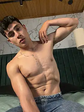 AustinJones_ Show Webcam
