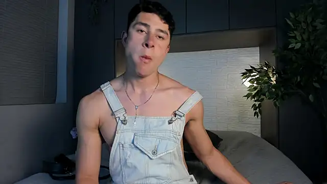 Show modela AustinJones_ na web-kameri