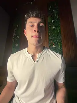 AustinJones_ Pertunjukan Webcam