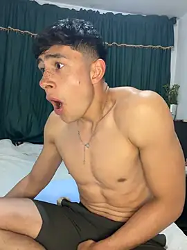 AustinJones_ Show Webcam
