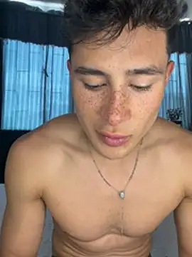 AustinJones_ Show Webcam