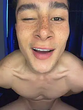 AustinJones_n Webbikameraesitys