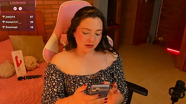 Chat XXX en directo de amaia_monet