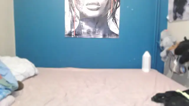 Chat soba uživo modela NADINNNE
