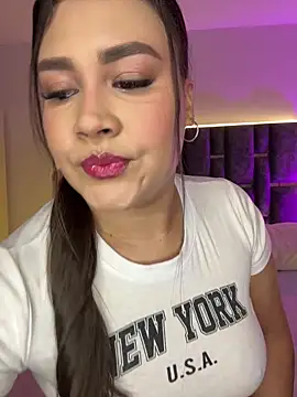 Bella-kim-'s Webcam Show