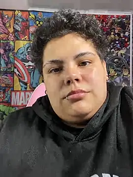 Hailey_Curvyのウェブカメラショー