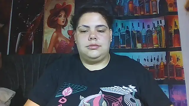 Hailey_Curvyのウェブカメラショー